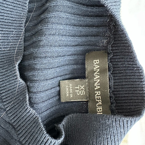 Banana Republic Knit Midi-Dress - Picture 2 of 4